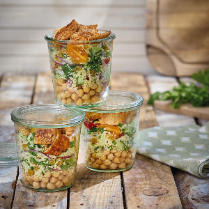 Salade de semoule aux légumes et poulet de Loué grillé aux épices