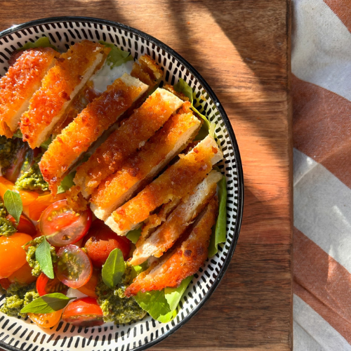 https://www.loue.fr/Salade estivale au poulet pané de Loué prête à déguster