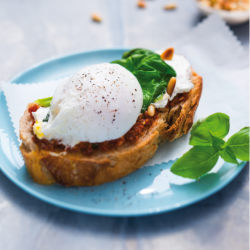 https://www.loue.fr/Bruschetta d’œuf poché pesto rouge et épinard craquants