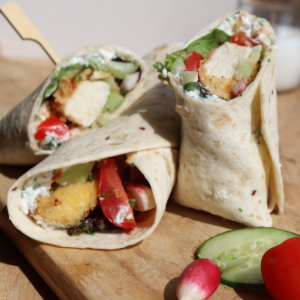 Wrap aux aiguillettes de poulet de Loué et aux crudités
