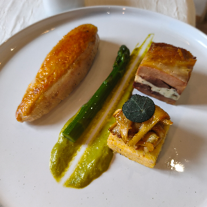 Pintade en Deux Expressions, Asperge & Château-Chalon